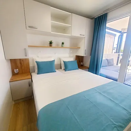 Ferienhaus Mobilhome Arina - With Pool